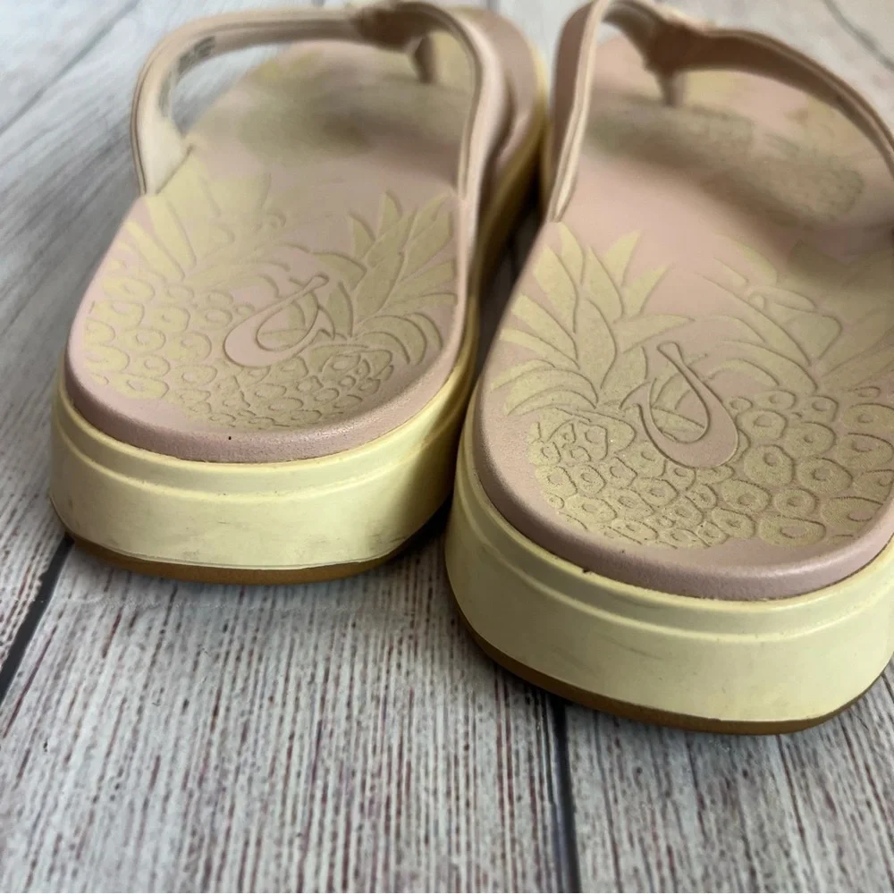 Olukai Sandals Womens Nu'a Pi'o Taupe Flip Flops Platform Shoes 8